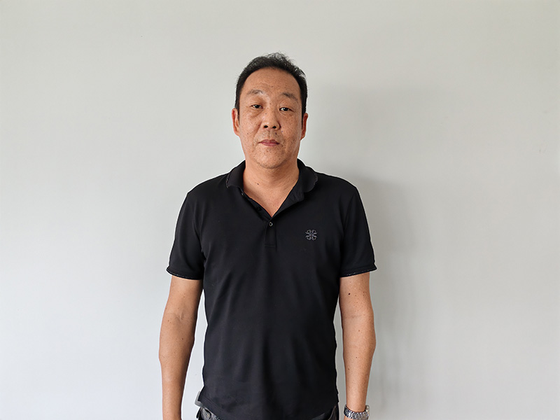 黄昕